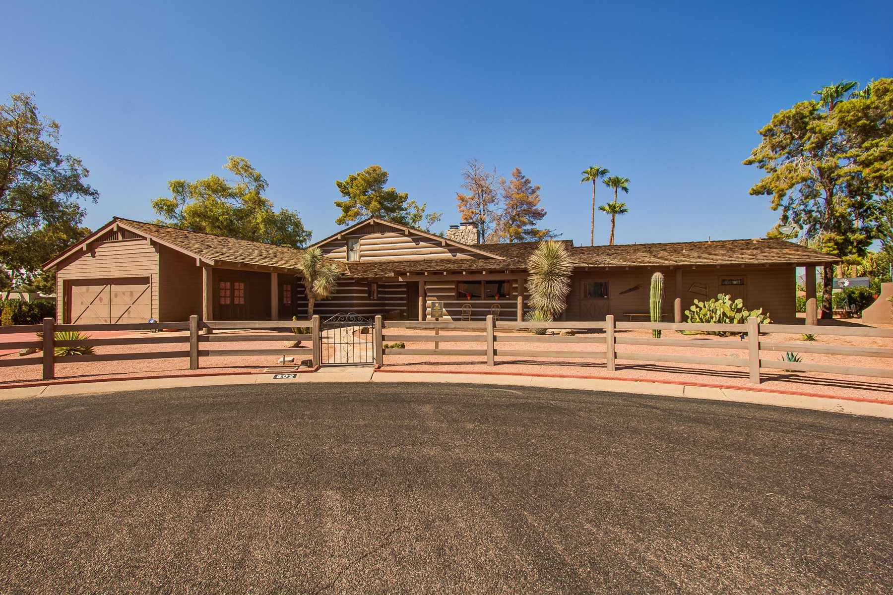 10951 E Delta Ave, Mesa, AZ 85208 | MLS #6928577 | Zillow, image size:1800x1200